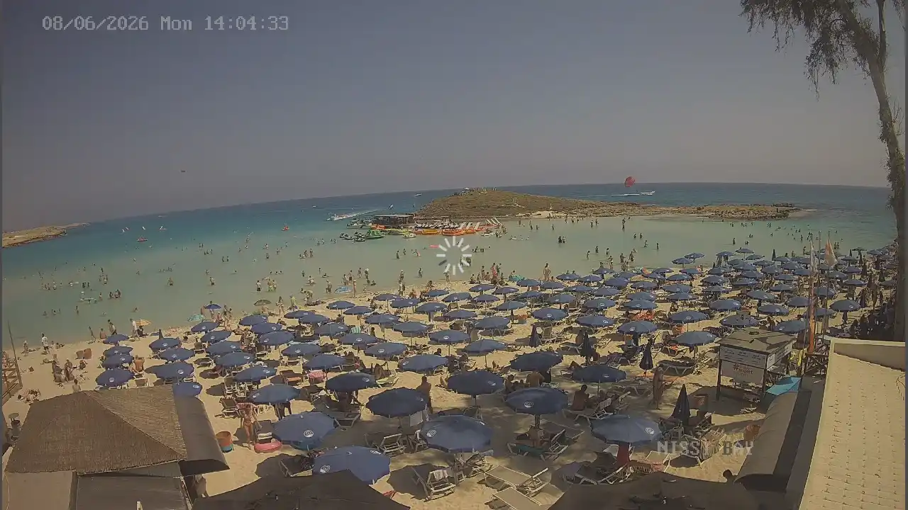 Webcam-Aufnahme aus :city — 8. Juni 2026 12:00