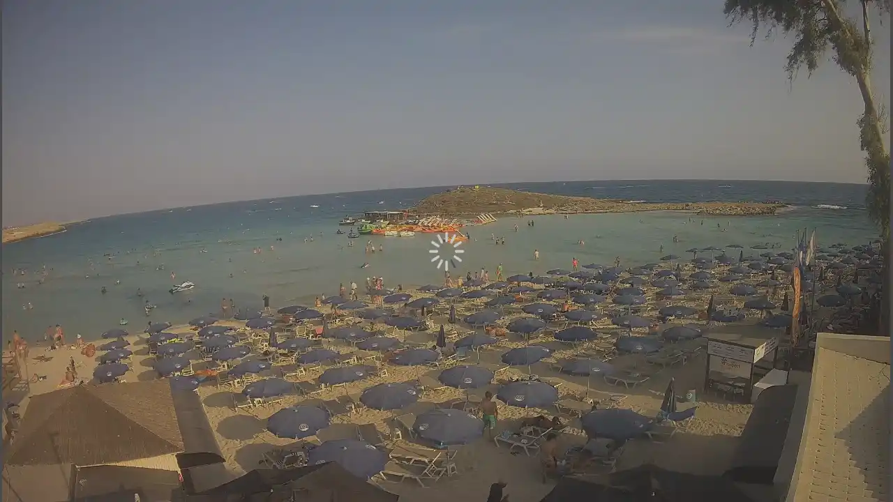 Webcam-Aufnahme aus :city — 6. Juli 2026 15:00