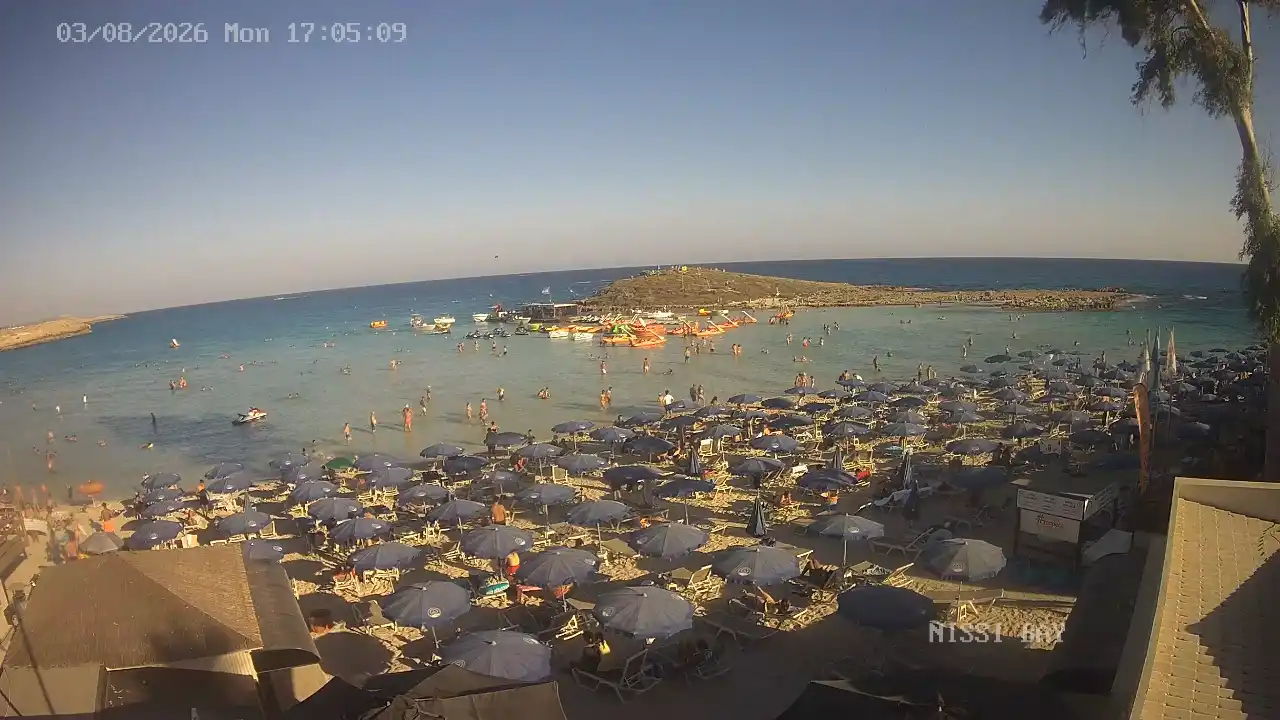 Webcam-Aufnahme aus :city — 3. August 2026 15:00