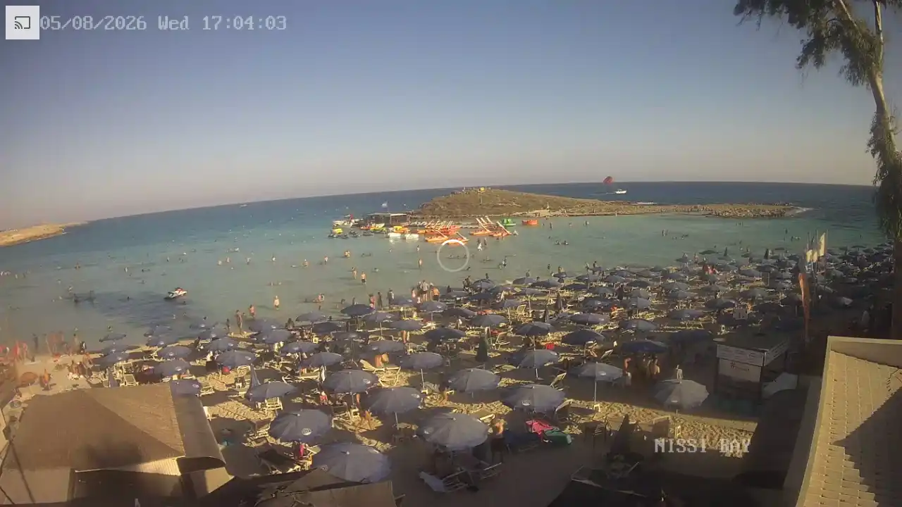 Webcam-Aufnahme aus :city — 5. August 2026 15:00